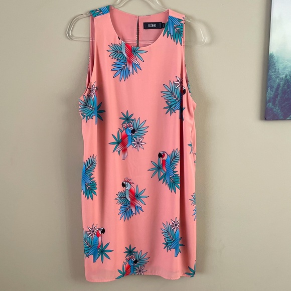ICONE Coral Pink Parrot Print Shift Dress Size Large - Picture 1 of 5